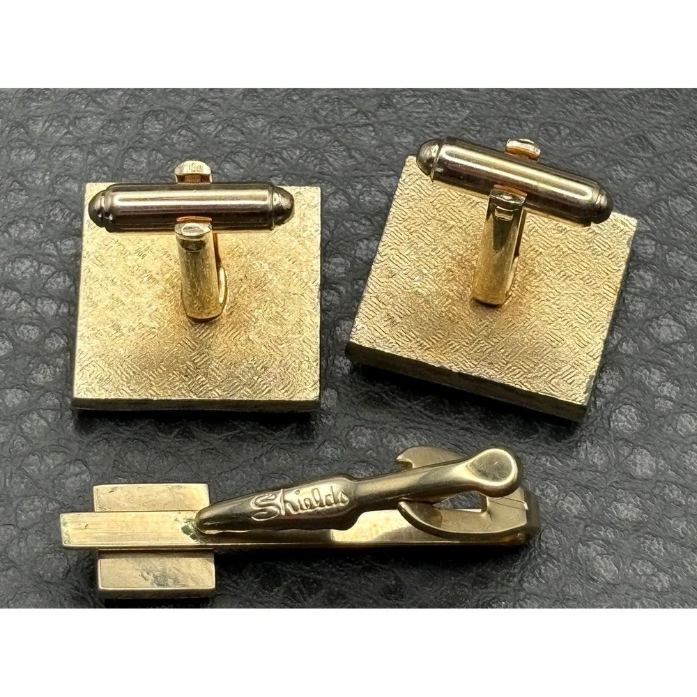 Vintage Shields Roman Soldier Helmet Cufflinks Gold Tone Tie Bar Set